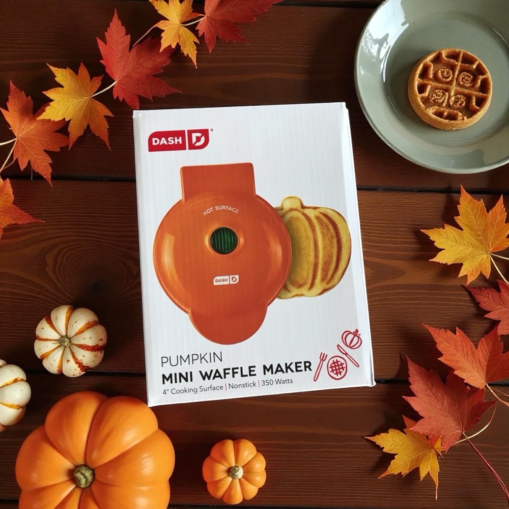 Mini Pumpkin Waffle Maker